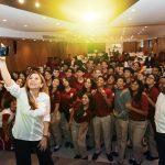 CIUDADANIA: Carolina Mejía lleva charla de responsabilidad ciudadana a estudiantes de Loyol