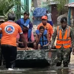 POR LLUVIAS: Decenas de familias siguen impedidas de salir de sus casas, porque las viviendas están inundadas en La Ciénaga y La Laguna de Cabarete, Sosúa, Puerto Plata