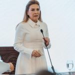 MUNICIPALIDAD: Carolina Mejía exhibe logros durante su quinta rendición de cuentas; acto estuvo marcado por solidaridad para las víctimas tragedia Jet Set y sus familiares