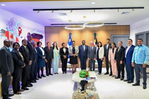 MIGRACIONES: Durante encuentro con canciller keniano, presidente del Senado externa preocupación por la crisis migratoria haitiana
