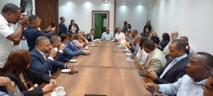 RESIDUOS SÓLIDOS: Entidades de la municipalidad empujan aprobación Ley en Cámara de Diputados; dotaría de recursos económicos a gobiernos locales para limpieza