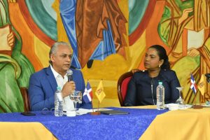 IDENTIDAD: JCE concluye presentación del proyecto de la nueva cédula a líderes católicos; continuará con otros sectores