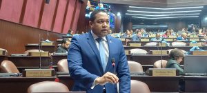 ENFRENTAMIENTOS: Obras construye el gobierno enfrenta a diputados de Pedernales; oficialistas las defiende, de oposición critican inauguren sin terminar