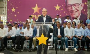 PRESTAMOS: Ex presidente dominicano, Danilo Medina, afirmó Luis Abinader ha incrementado deuda pública de 35 a 60 mil millones de dólares; le exhorta revisar su nivel de gasto porque la economía no resiste esa tendencia