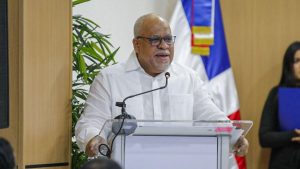 A PEQUEÑAS Y MEDIANAS EMPRESAS: Gobierno entrega RD$50 millones en créditos a 232 prestatarios en Constanza