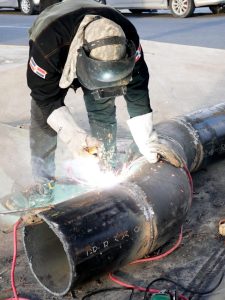 AVERÍA: Corporación del Acueducto y Alcantarillado de Santo Domingo -CAASD- soluciona avería en línea de agua potable bajo elevado Churchill con Kennedy, DN