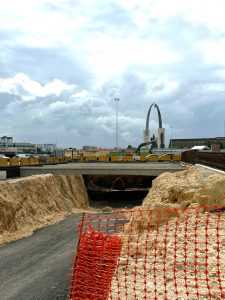 !CIERRAN AVENIDA LUPERON! Por trabajos del nuevo paso a desnivel en la Plaza de la Bandera ¿Hasta cuando? A continuación respondemos
