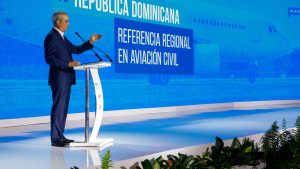 EXITO TURISTICO: Presidente dominicano, Luis Abinader dice que “sin conectividad aérea no hay éxito en turismo”