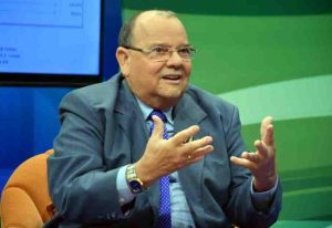 PRECIOS ALTOS: Carlos Segura Foster atribuye el alza del pollo y la carne de cerdo a las masivas importaciones en detrimento de la producción nacional