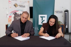 ¡Quienes protegen perros y gatos? Filoyen y Fundación Animales en Peligro firman acuerdo para fortalecer la protección de perros y gatos vulnerables en RD