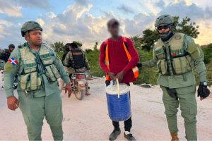 !CAZA CONTRA HAITIANOS! Dirección General de Migración detiene 2,2 78 migrantes de origen haitianos en dos días