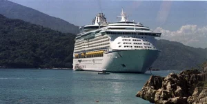 ¿QUE HICIERON AUTORIDADES DE RD CON BARCO ARRIBÓ A PUERTO PLATA CON PERSONAL AFECTADO CON NOROBIRUS?