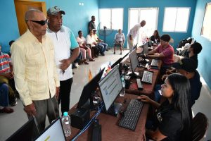 NUEVA CÉDULA: JCE beneficia a más de 1,100 personas en jornada de cedulación en Pedro Corto, San Juan de la Maguana