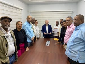 SEGURIDAD SOCIAL: Bloque Popular Jesús Adón y ASONAEN presenta al senador Antonio Taveras propuesta de reforma a la Seguridad Socia