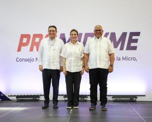 PEQUEÑAS Y MEDIANAS EMPRESAS: Promipyme y el MICM entregan RD$160 millones en créditos a microempresarios del Distrito Nacional