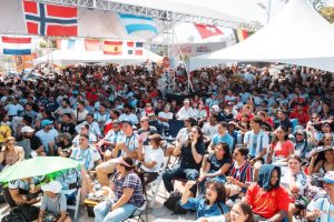 FINAL DEL MUNDIAL: Carolina comparte emoción de la gran final de la Copa Mundial de Fútbol con ciudadanos en el Malecón Deportivo
