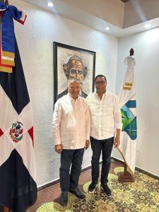 RESIDUOS SÓLIDOS: Presidente Liga Nunicipal Dominicana, Víctor D´Aza, supervisa obra relleno sanitario y se reúne con alcalde San Cristóbal