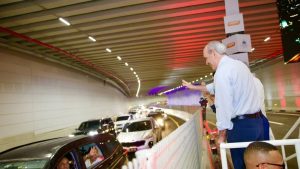 ¿SE ACABARÍAN TAPONAMIENTOS DE VEHÍCULOS? Presidente Abinader inaugura túnel Plaza de la Bandera que cambia la salida hacia el Sur y redefine la movilidad del Gran Santo Domingo