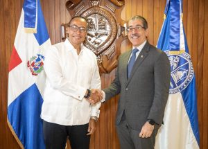 PASAPORTE BIOMÉTRICO:UASD y Pasaportes acuerdan habilitar oficinas biométricas en la sede y recintos universitarios