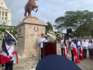 !GRITO DE CAPOTILLO! Efemérides Patrias celebra en Santiago el 163 aniversario de la Restauración de la República