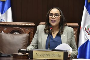 !50 AÑO DE TRAYECTORIA! Diputados aprueban reconocimiento para Ramón Orlando, por  su larga trayectoria artística a nivel nacional e internacional