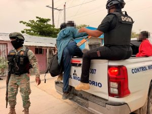 !BATIDA CONTRA HAITIANOS! Dirección General de Migración reporta 1,325 indocumentados deportados el martes 06 de octubre