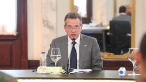 SEGURIDAD NACIONAL: ¿Por qué la República Dominicana no participa directamente en operaciones militares en Haití? El Canciller Víctor Bisonó lo explica a continuación