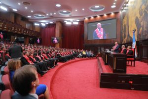 DIPUTADOS SE CAPACITAN: Más de 100 diputados y funcionarios Cámara de Diputados se graduan de maestrías en Derecho Constitucional y Administrativo